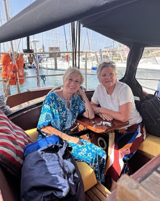 The Captains Locker - 30Ft Yacht ซานมิเกลเดียโบนา ภายนอก รูปภาพ