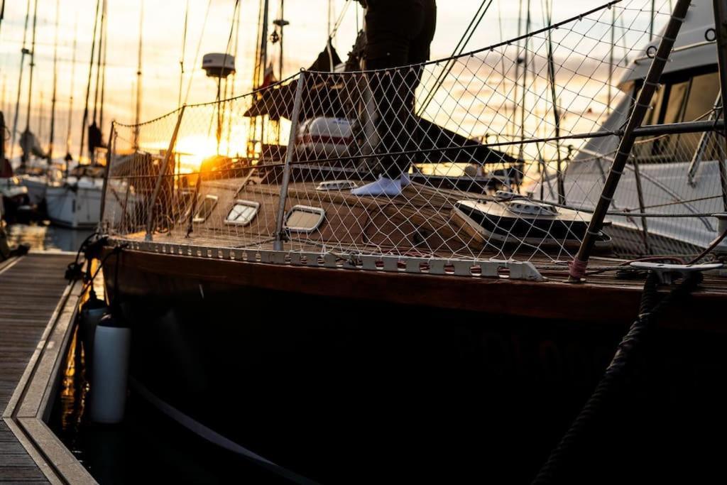 The Captains Locker - 30Ft Yacht ซานมิเกลเดียโบนา ภายนอก รูปภาพ
